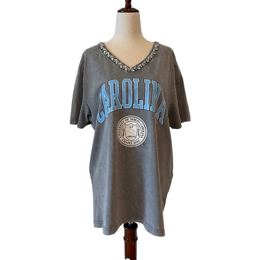NWOT Gameday Couture North Carolina Tar Heels Rhinestone T-Shirt, Women's Large